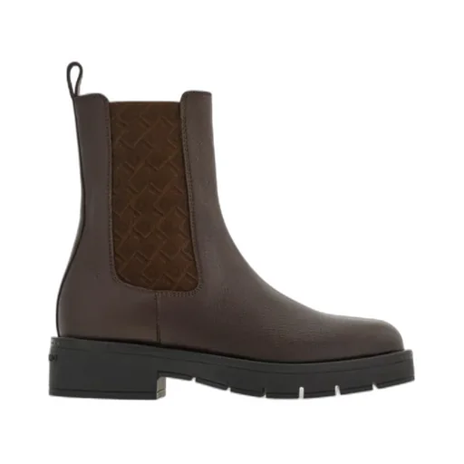 Chelsea Boot