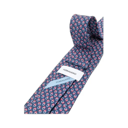 Pointed Tie
