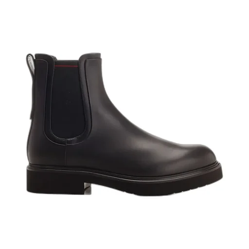 Round-Toe Chelsea Boots