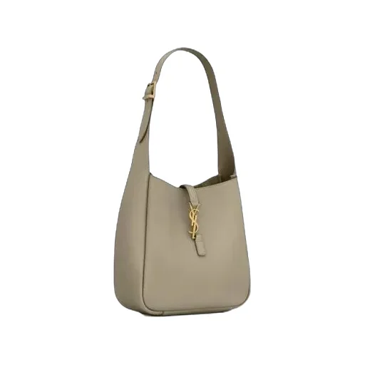 Le 5 à 7 Logo Plaque Shoulder Bag