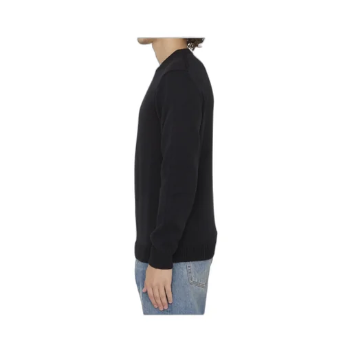 Long-Sleeved Pullover
