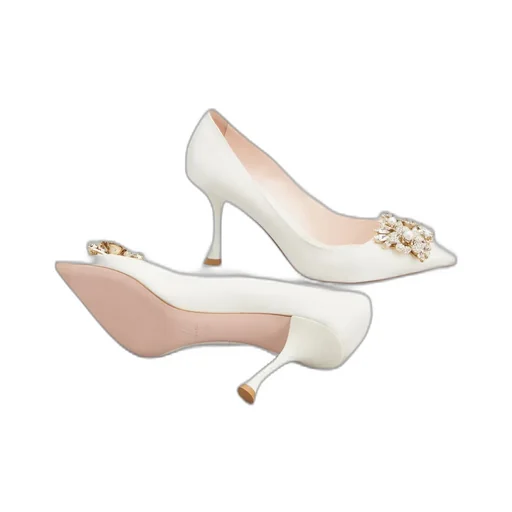 Efflorescence Embellished Pumps