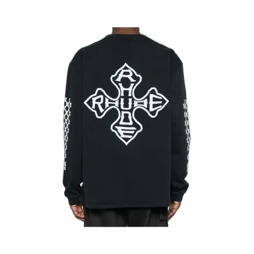 Long-Sleeved T-Shirt