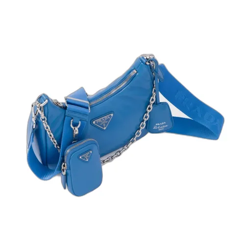 Logo Plaque Chain-Linked Shoulder Bag