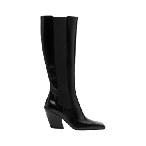 Heeled Square Toe Boots