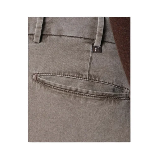Trousers With Pockets And Belt Loops