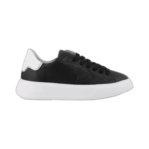 Temple Veau Laced Sneakers