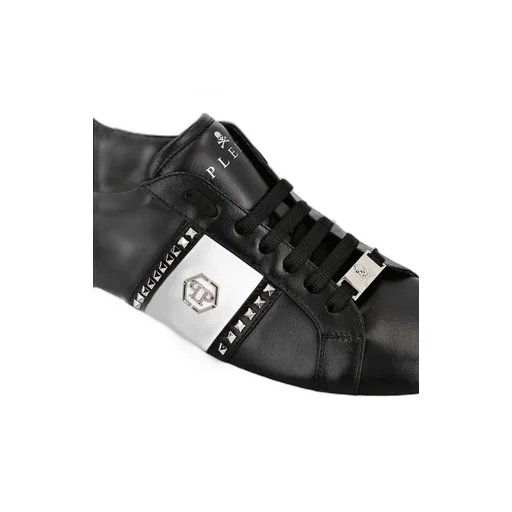 Casual Sports Shoes