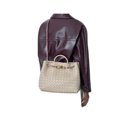 Small Andiamo Handbag