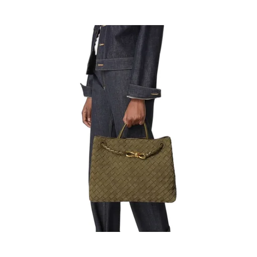 Andiamo Shoulder Bag