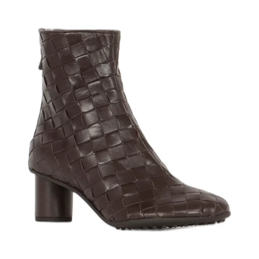 Round-Toed Ankle Boots