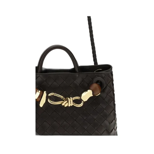Andiamo Shoulder Bag