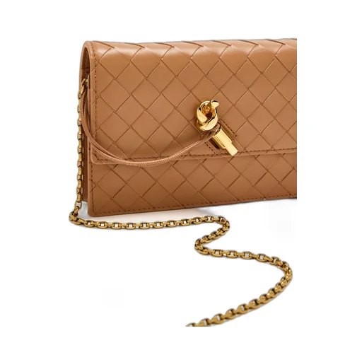 Andiamo Pouch On Chain