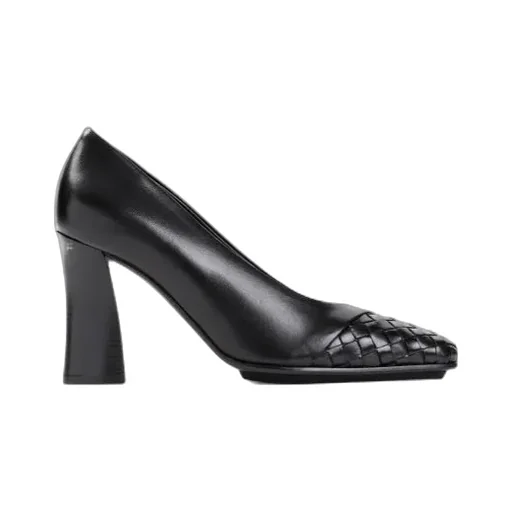 High Heel Pumps