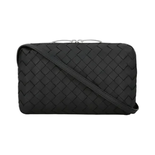 Woven Shoulder Bag