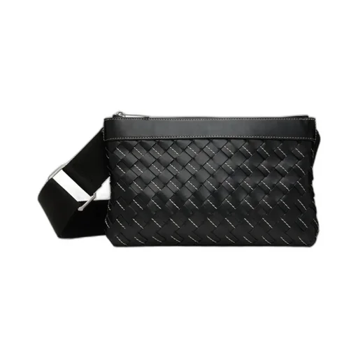 Intreciato Knitted Shoulder Bag