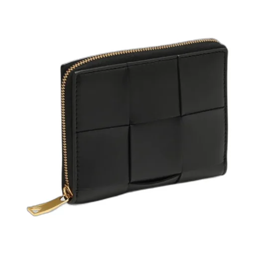 Checkered Zipper Purse
