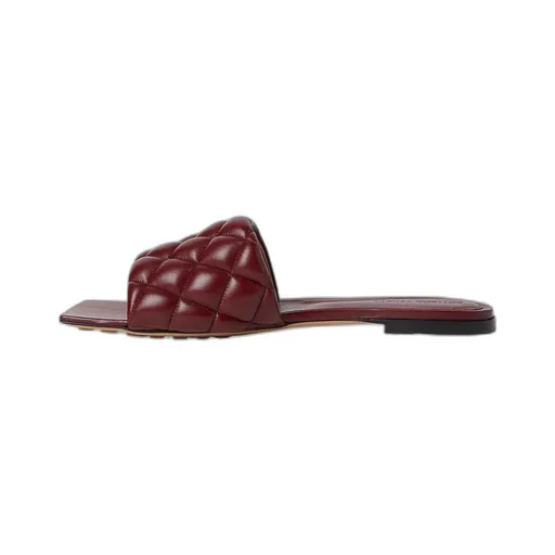 Matelassé Flat Sandals