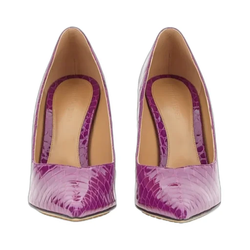 Embossed Punta Pumps