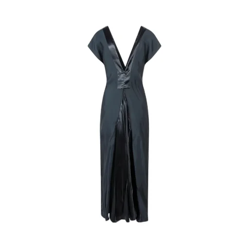 Sleeveless Dress