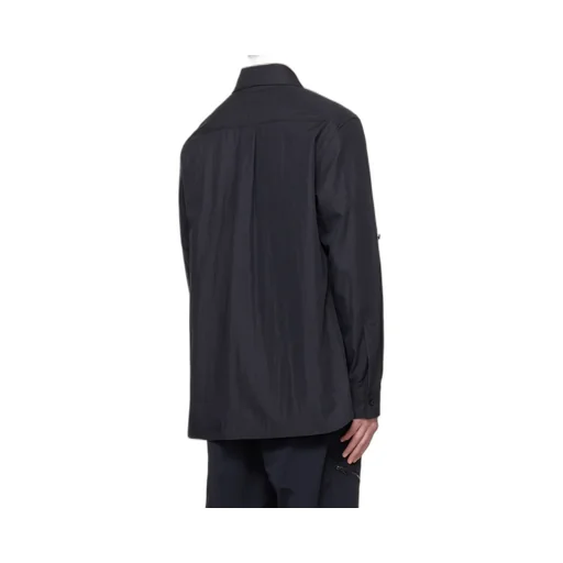 Long Sleeved Buttoned Shirt