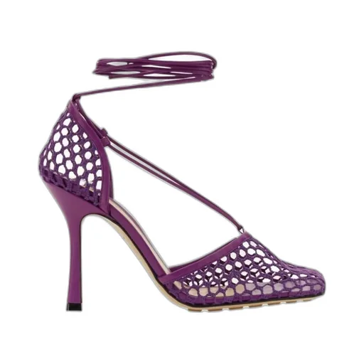 Stretch Lace-Up Pumps
