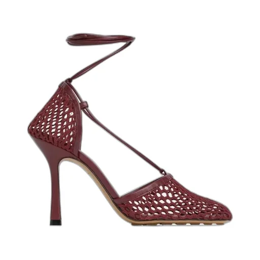 Stretch Lace-Up Pumps