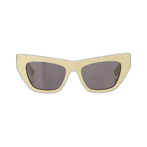 Cat-Eye Frame Sunglasses