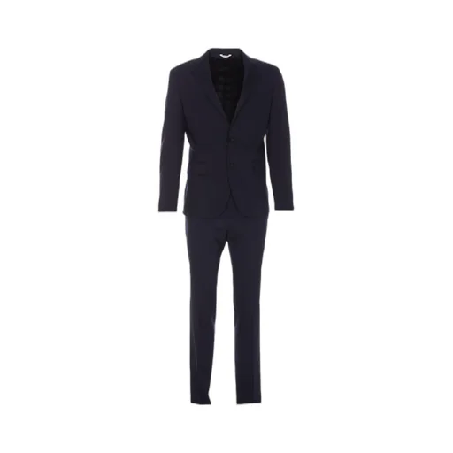 Buttoned Suit