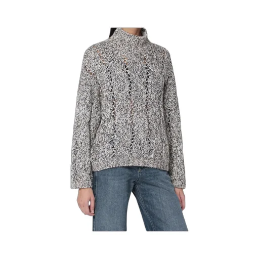 Long-Sleeved Sweater