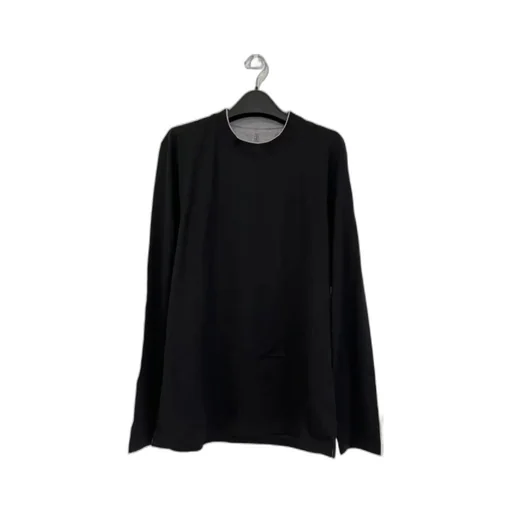 Plain Long-Sleeved T-Shirt