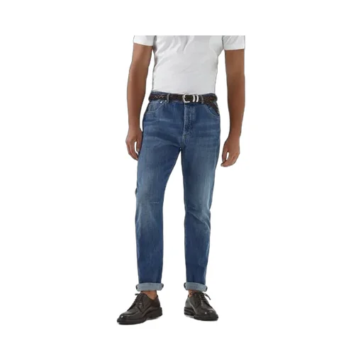 Logo-Patch Straight-Leg Jeans