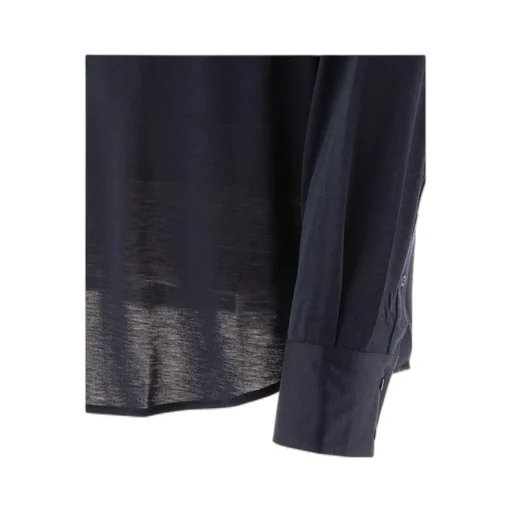 Buttoned Long-Sleeved Shirt