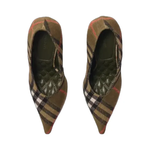 Check Cameo High Pumps