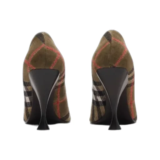 Check Cameo High Pumps