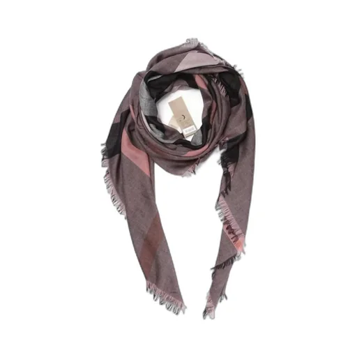 Checked Edge-Edged Scarf
