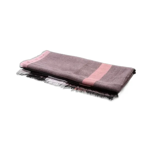 Checked Edge-Edged Scarf