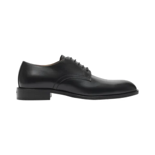 Carlyle Lace-Up Shoes