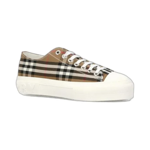 Low-Cut Casual Shoes