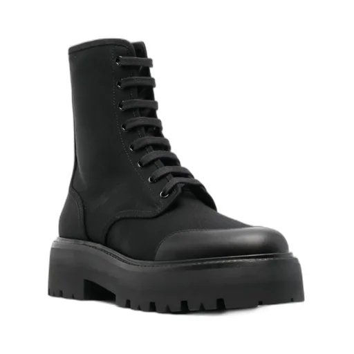 Logo Boots
