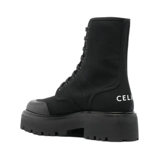 Logo Boots