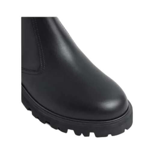 Margaret Chelsea Boot In Shiny Bull