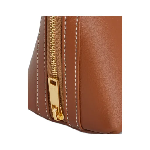 Clutch On Chain In Smooth Calfskin