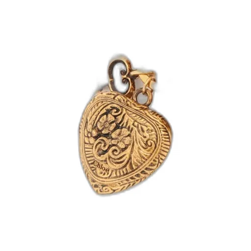 The ChÂTeau Treasures Pendant Necklace