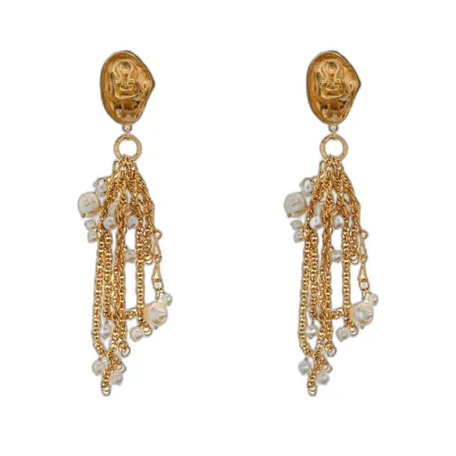 The Chloé Shells Long Clip-On Earrings
