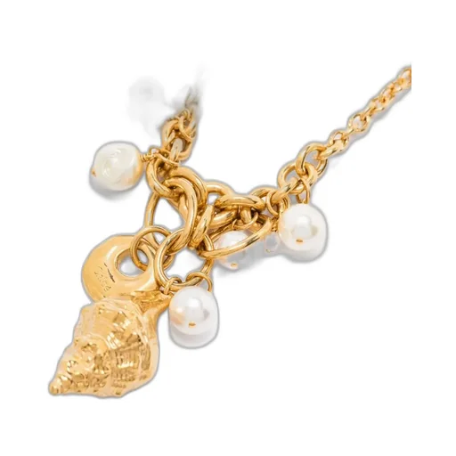 The Chloé Shells Pendant Necklace