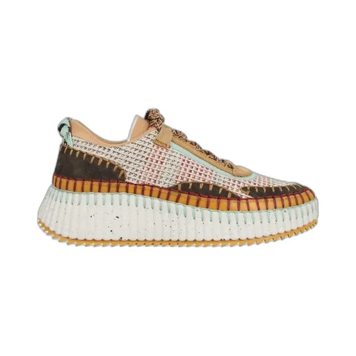 Nama Low-Top Sneakers