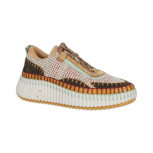 Nama Low-Top Sneakers