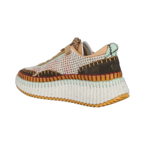 Nama Low-Top Sneakers