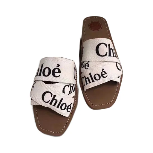Woody Flat Mules